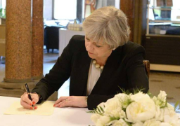 ماي تحذر من انهيار مشروع “البريكست”