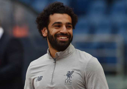ليفربول يعلن رسمياً تجديد عقد محمد صلاح لمدة 5 سنوات