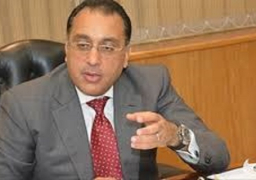 رئيس الوزراء يتابع حادث القطار مع الوزراء المعنيين