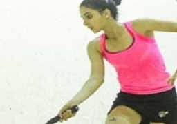 روان العربي تتوج بلقب بطولة العالم للاسكواش للشابات بالهند