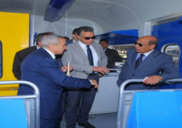 عرفات يشهد انتهاء أول عربة سكة حديد مع الهيئة العربية للتصنيع