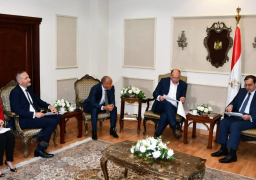 وزير البترول يستقبل وفد من شركة “بيكر هيوز جنرال اليكتريك” لبحث سبل التعاون بين الجانبين .