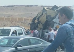 مصرع 12شخصا وإصابة 7 آخرين فى حادث تصادم على الطريق الصحراوى بالمنيا