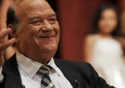 مهرجان القاهرة السينمائى يكرم حسن حسنى ويمنحه جائزة فاتن حمامة التقديرية