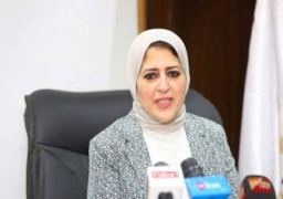 وزيرة الصحة: إذاعة القسم والنشيد لم يكن قرارا وزاريا