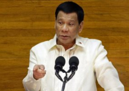 الرئيس الفلبيني يرفض عرضا أمريكيا لشراء مقاتلات (إف – 16)