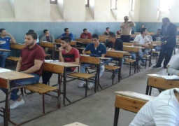 طلاب الدور الثاني بالثانوية العامة يؤدون اليوم امتحان التاريخ والفيزياء