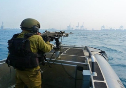 زوارق الاحتلال الإسرائيلي تطلق النار تجاه الصيادين الفلسطينيين في بحر غزة