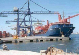 تداول 27 سفينة حاويات وبضائع عامة بموانئ بورسعيد