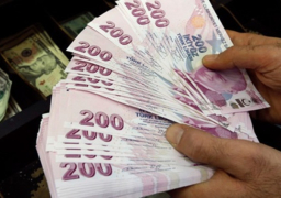 انخفاض الليرة التركية أمام الدولار 4% مجددًا