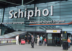توقف الرحلات في مطار أمستردام بسبب مشكلة بأنظمة المراقبة