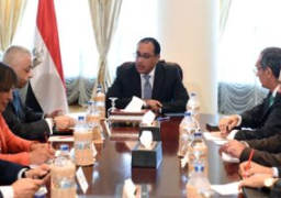 رئيس الوزراء يكلف بتوفير احتياجات بدء العام الدراسى الجديد وتذليل أى عقبات