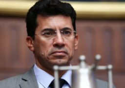 وزير الرياضة يحضر اجتماع اتحاد الكرة مع رؤساء الأندية لبحث عودة الجماهير