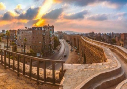 مدبولى : الحكومة تولى اهتماماً بمشروع تطوير منطقة سور مجرى العيون