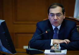 الملا : تنفيذ 6 مشروعات بقطاع تكرير البترول