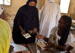 مالي تجري جولة الإعادة للانتخابات الرئاسية وسط مخاوف أمنية