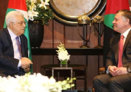 ملك الأردن يستعرض مع الرئيس الفلسطيني تطورات عملية السلام