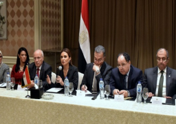 9 وزراء يبحثون مع وفد أوزبكستان إقامة مجلس استثمارى مشترك