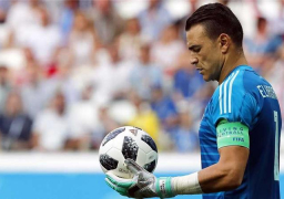 رسمياً .. عصام الحضري يعلن اعتزال اللعب الدولي