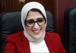 وزيرة الصحة تصدر قرارا بالتأمين الصحى على عمال البناء والتشييد والمقاولات