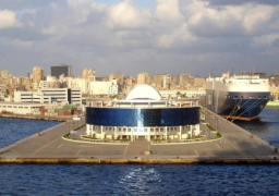 ميناء الإسكندرية يفوز بجائزة أفضل ميناء فى تحقيق أعلى فائض فى الإيرادات