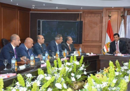 الدكتور أشرف صبحي يبحث مع رؤساء البنوك المصرية دعم المشروعات والبرامج لخدمة النشئ والشباب