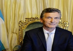 الرئيس الأرجنتيني يلغي وزارات ويفرض ضرائب على الصادرات