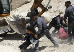 القوات الإسرائيلية تقتحم الخان الأحمر شرقي القدس المحتلة وتهدم قرية مجاورة