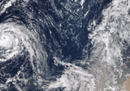 الصين تعلن إجلاء 12 ألف شخص مع اقتراب إعصار “باريجات”