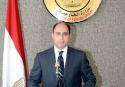 منح وسام النيلين للسفير المصري بالخرطوم يعد تتويجا لجهوده الدؤوبة في دعم العلاقات الثنائية بين البلدين