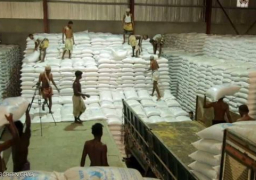 ميليشيا الحوثي تقتحم مخازن برنامج الغذاء العالمي بالحديدة غربي اليمن