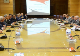 وزراء الإنتاج الحربى والاتصالات والتجارة والصناعة يلتقون عدد من ممثلي الشركات الأمريكية