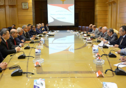 بالصور … وزراء الإنتاج الحربى والاتصالات والصناعة يلتقون ممثلى الشركات الأمريكية