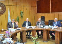 وزير القوى العاملة : صرف 431.7 مليون جنيه من “إعانات الطوارئ” لـ245 ألف منشأة متعثرة