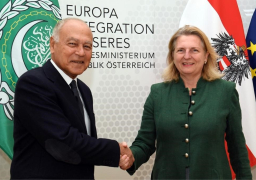 أبوالغيط يبحث مع وزيرة خارجية النمسا تطورات العلاقات العربية/الأوروبية