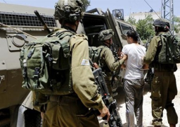 الاحتلال يعتقل 15 مواطنا فلسطينيا من الضفة الغربية