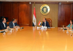 وزير التجارة يبحث مع وفد مؤسسة التمويل الدولية تنفيذ برامج تنموية لدعم وتنمية الصناعة المصرية