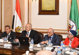 الخشت: حملة تبرع للجامعة الدولية ومجلس الجامعة أول المتبرعين