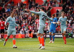 تشيلسى يتخطى ساوثهامبتون بثلاثية ويتصدر الدورى الإنجليزى مؤقتا