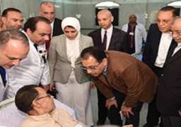 مدبولى يتفقد مستشفى الحروق والتجميل ومبنى الغسيل الكلوى بههيا بمحافظة الشرقية