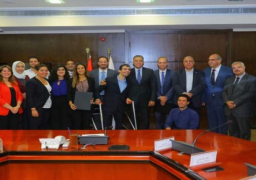 وزير النقل يشهد توقيع مذكرة تفاهم لتأهيل محطتين بمترو الأنفاق لذوى الاحتياجات الخاصة