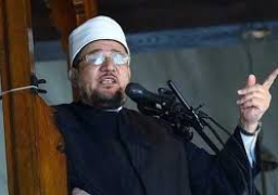 وزير الأوقاف يؤدي صلاة الجمعة بمسجد بلاط الكبير في الوادي الجديد