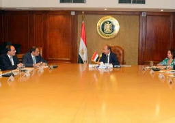 وزير التجارة يبحث مع وفد مؤسسة التمويل الدولية تنفيذ برامج تنموية لدعم وتنمية الصناعة المصرية