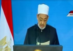 شيخ الأزهر يهنئ المسلمين بالمولد النبوى وينتقد صيحات التشكيك فى “السنة”
