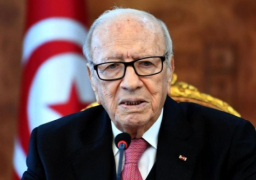 السبسي: وظيفتي احترام الدستور وليس لدي خصومة مع رئيس الحكومة