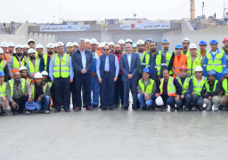 بالصور..السيسى يتفقد مشروع أنفاق قناة السويس بالاسماعيلية