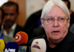 خلال مؤتمر صحفي بالحديدة.. جريفيث يدعو الأطراف اليمنية لانتهاز دعم وتأييد المجتمع الدولي لعقد مفاوضات مباشرة لحل الأزمة