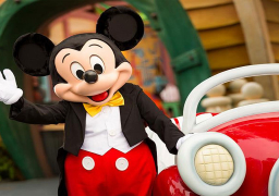 شخصية ميكي ماوس تزور كوريا الجنوبية في عامها الـ 90