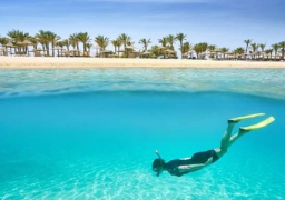 “شرم اللولي” بمرسى علم أفضل شاطئ في الشرق الأوسط | صور