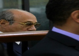 تأجيل إعادة محاكمة “العادلي” في الاستيلاء على أموال “الداخلية”